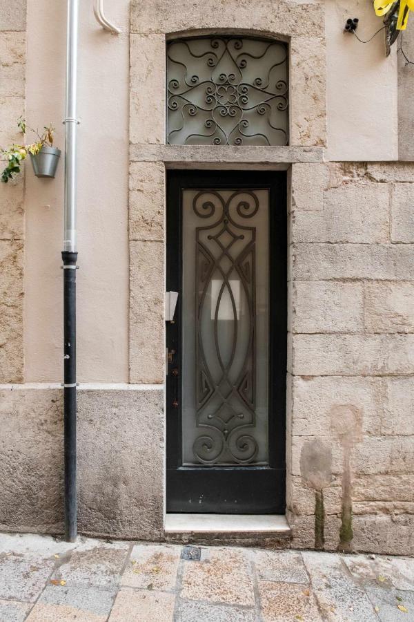 Revitalized Apartment In Historical Building Girona Eksteriør billede
