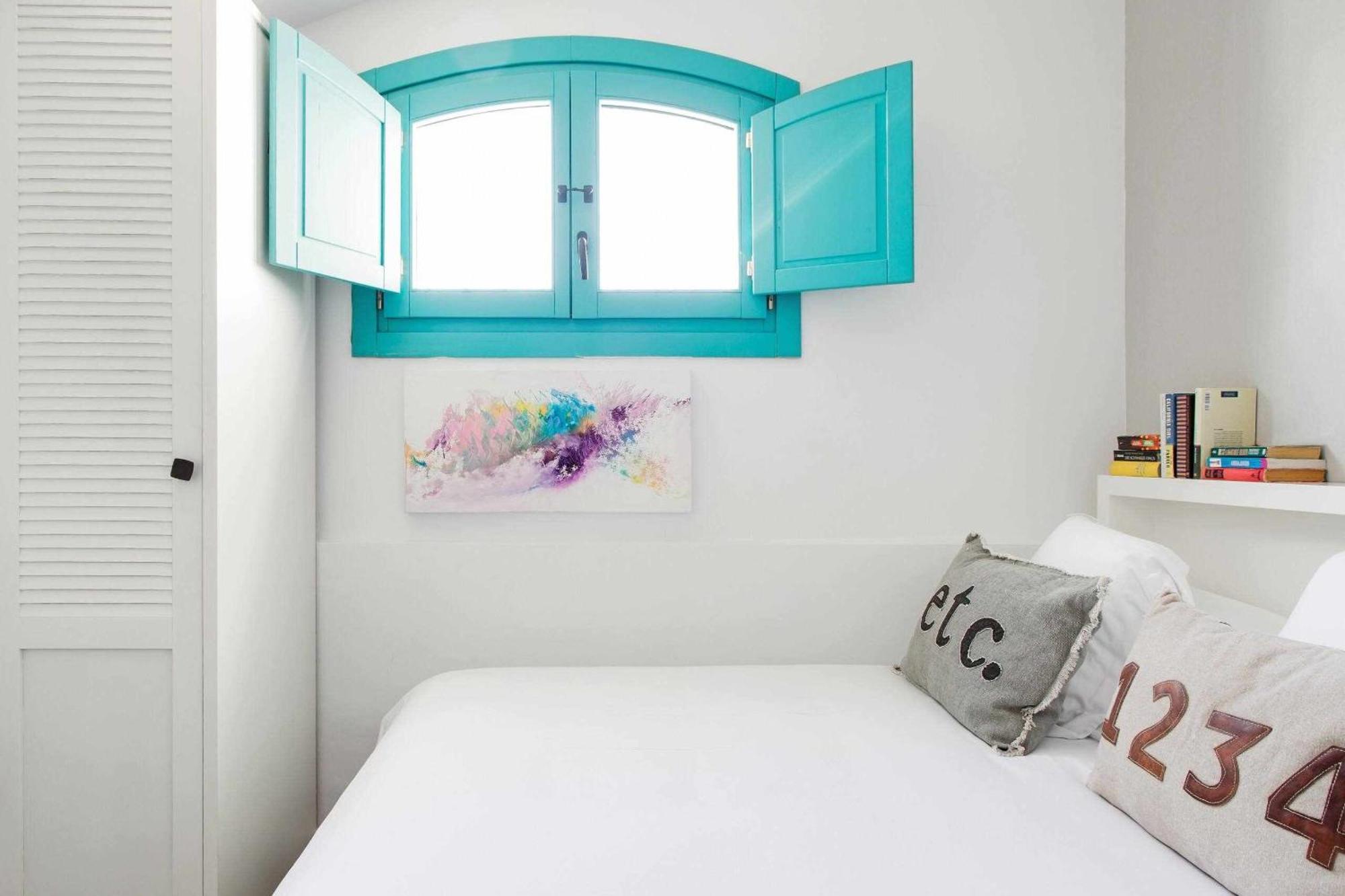 Revitalized Apartment In Historical Building Girona Eksteriør billede
