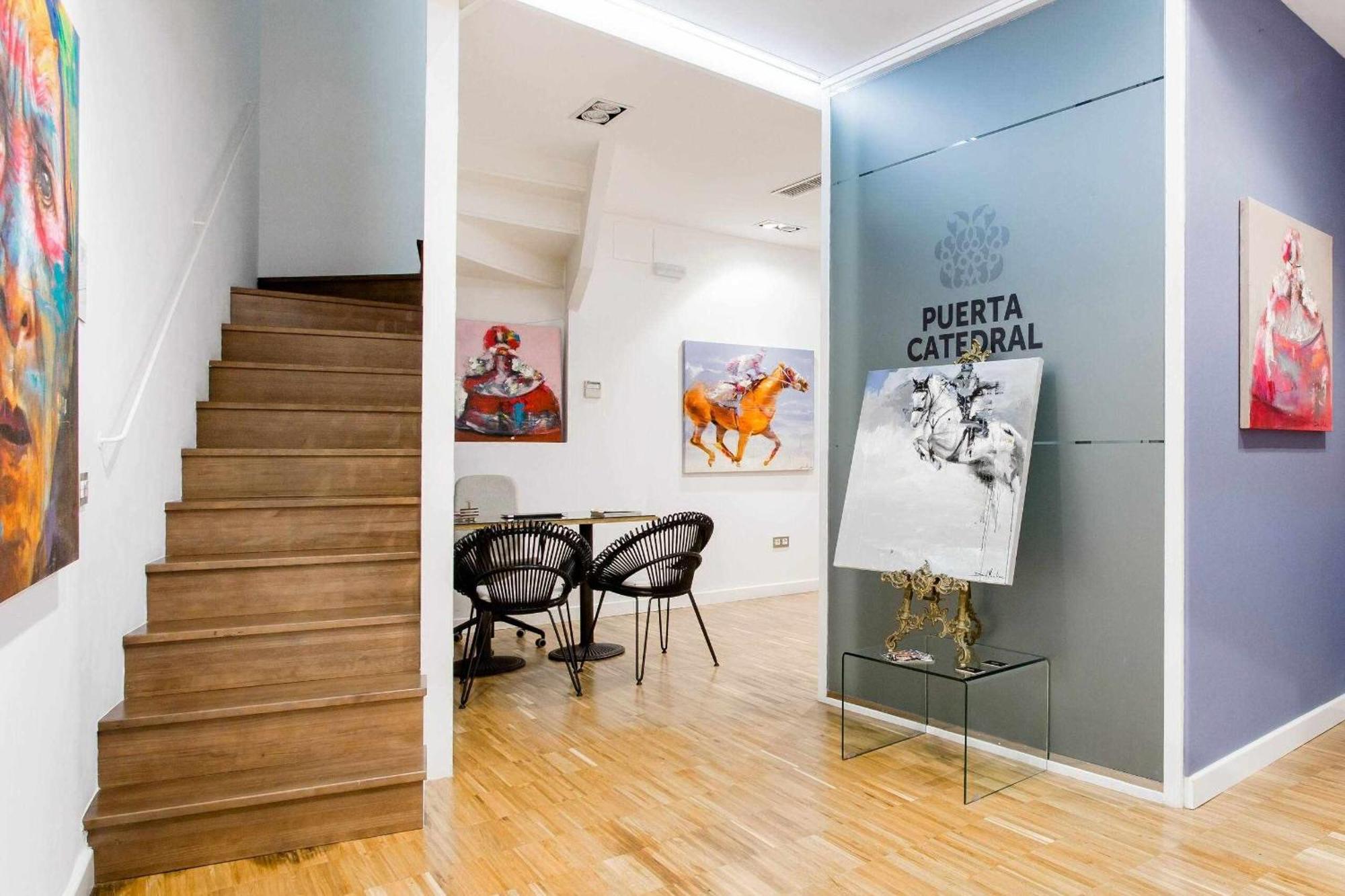 Revitalized Apartment In Historical Building Girona Eksteriør billede